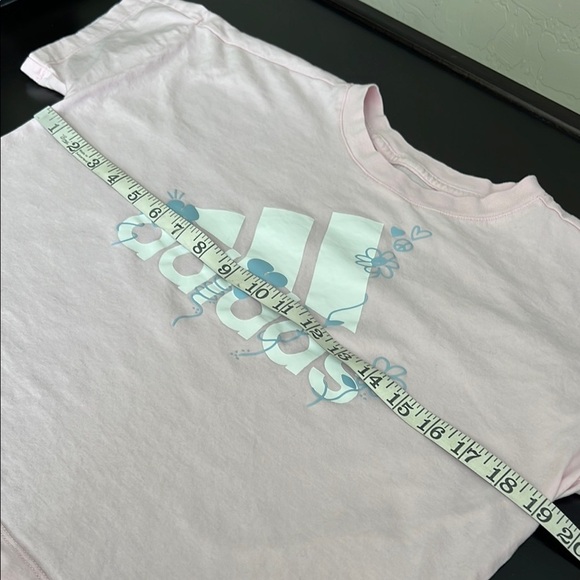 Adidas graphic cropped Tshirt, short sleeve, pink, sz M. 100%Cotton - Picture 2 of 12